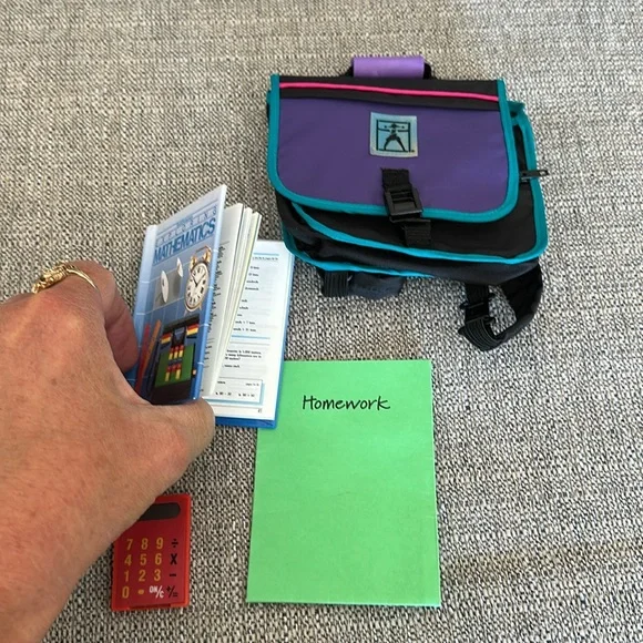 SAMANTHA AMERICAN GIRL DOLL 90’s plus 4 accessories - Picture 9 of 9